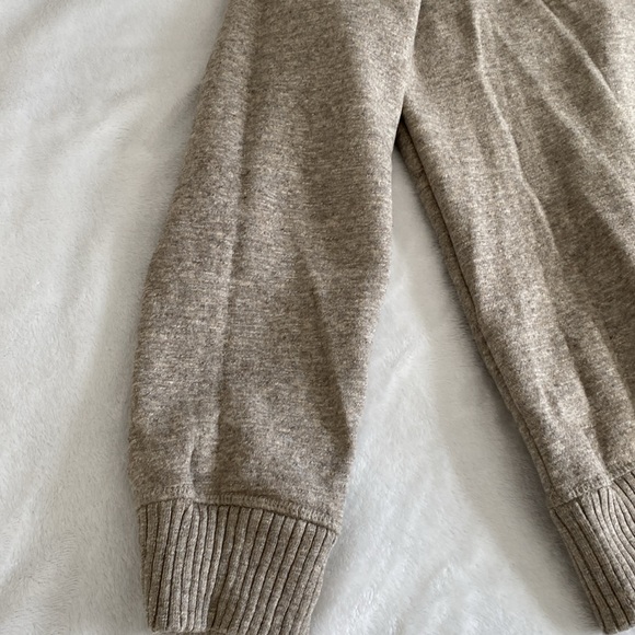 H&M taupe sporty turtleneck sweater - Picture 16 of 17